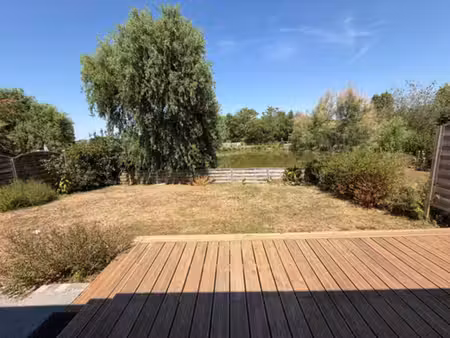 la tranche sur mer a 15 min dans residence avec piscine villa bois avec veranda terrasse e