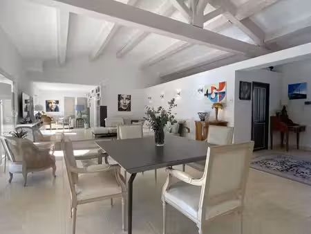 maison de prestige en vente uzès  occitanie