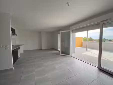 location appartement 4 pièces 80m²