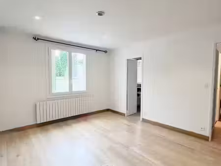 vente locaux professionnels 4 pièces 72 m² à montpellier (34000)  259 900 €