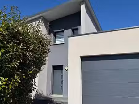 vente maison à vitré (35500) : à vendre / 136m² vitré