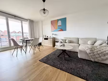 tourcoing : appartement 50 m2 avec balcon dans résidence 201