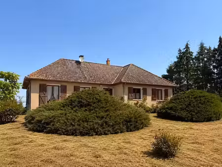 vente propriété 4 pièces 130 m² à vallon-en-sully (03190)  159 000 €