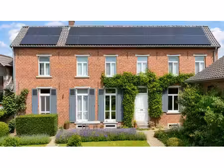 ferme en carré rénovée exclusive – bien d'exception