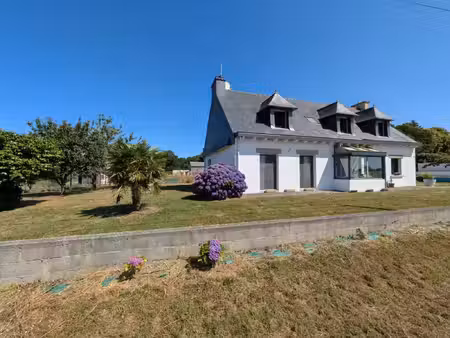 maison à vendre guern 7 pièce(s) 167m2 197 600€