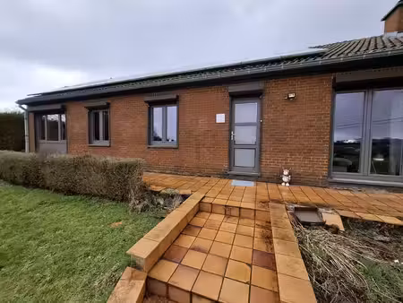 maison 3 ch. avec grand jardin à onhaye