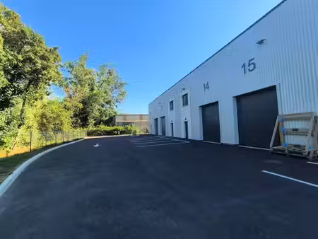 vente local d’activités saint germain nuelles 69210 186m²