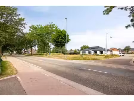 bouwkavel van 9a36ca voor open bebouwing gelegen te tesse...