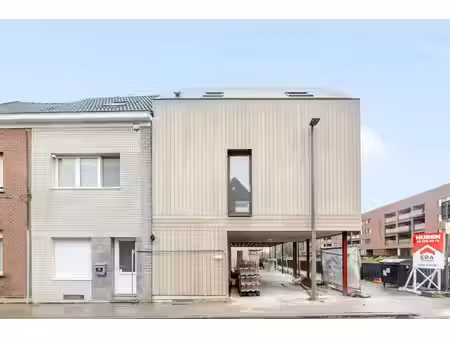 à louer : maison moderne de 2 chambres