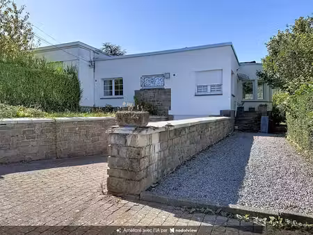 maison 3 façades avec 3 chambres  garage et jardin