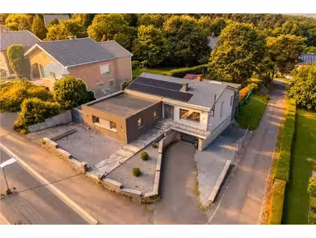 élégant bungalow dans un quartier prisé