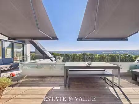 superbe penthouse 4 chambres avec vue exceptionnelle