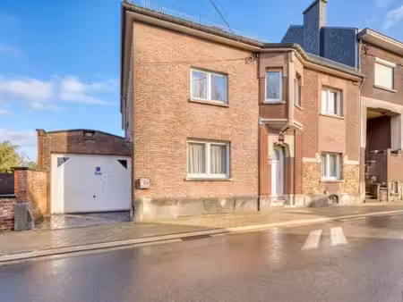 maison de 363m² comprenant 2 appartements
