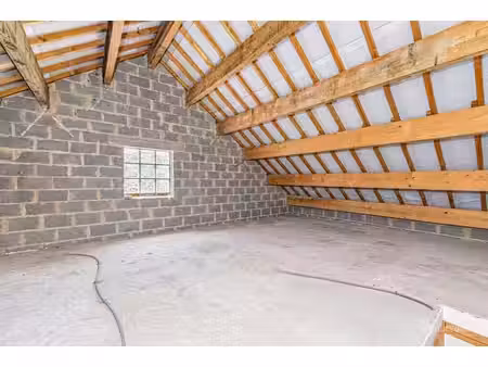 permis pour immeuble avec 4 appartements a flemalle - peb c