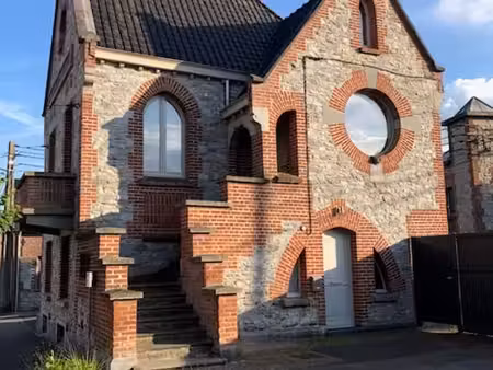 jolie maison de caractère