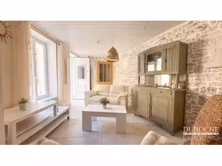 maison de village rénovée de 74 m² avec climatisation – mondragon
