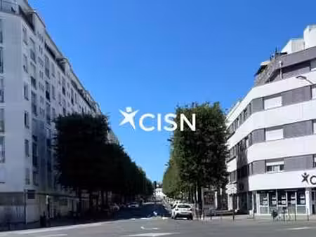 vente bureaux et commerces à nantes breil - malville (44000) : à vendre / nantes breil - m