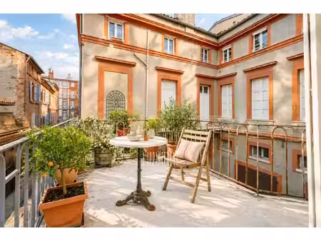 l'élégance de l'ancien  une terrasse pour privilège