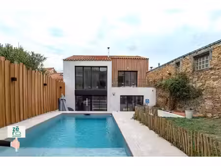 mareuil-sur-lay-dissais maison de charme avec piscine  jar