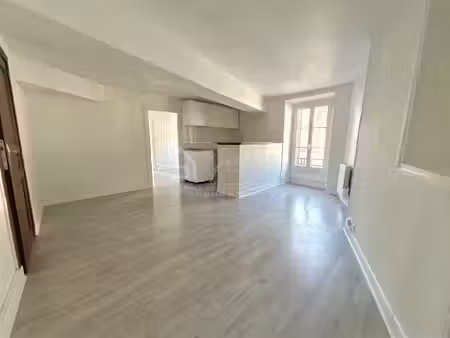 location appartement 3 pièces 57 m² à milly-la-forêt (91490)  820 €