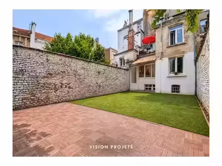 maison à vendre à rue de la ferme 112 saint-josse-ten-noode (vbe79220)