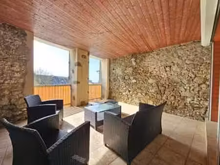 vente maison à pouzauges (85700) : à vendre / 196m² pouzauges