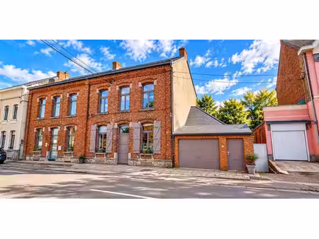 maison à vendre à solre-sur-sambre pour € 230.000 avec 4 chambres à coucher