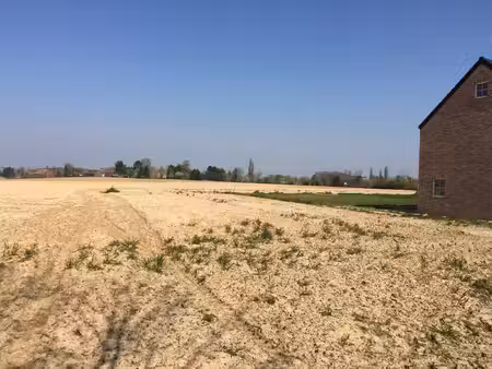 terrain constructible à perwez - belle opportunité
