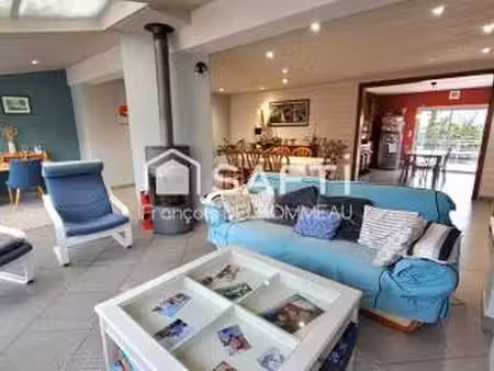 vente maison piscine à la roche-sur-yon zad - zi nord (85000) : à vendre piscine / 207m² l