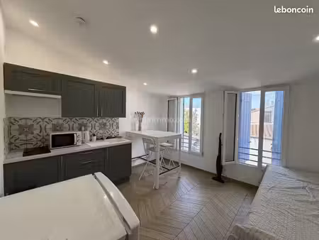 studio 1 pièce 17 m²