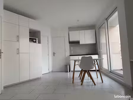 location meublée studio 25 m² meudon (92190) 990