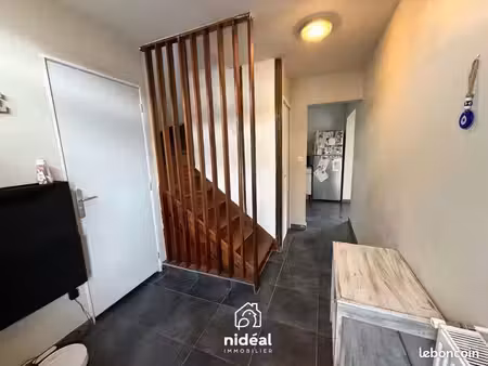maison mitoyenne à louer