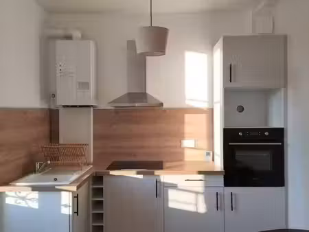 montmorillon centre - appartement de type 3