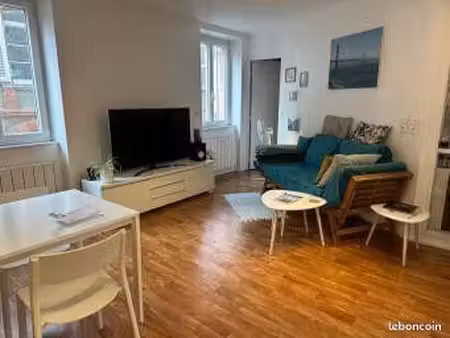 beau 2p 40m² meublé
