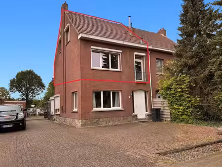 appartement te koop in brasschaat met 3 slaapkamers
