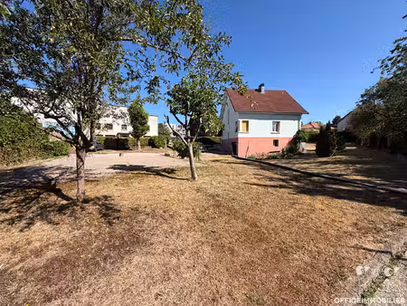 4 vents : maison à fort potentiel sur un terrain constructible de 1 318 m²