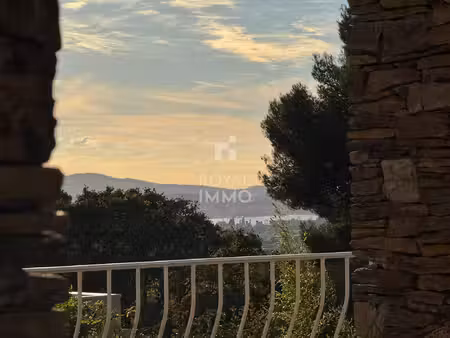 bas faron- propriété familiale 200 m2 + piscine + appartemen