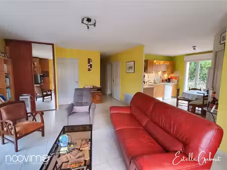 plain-pied - 2 chambres et 1 bureau - st lambert du lattay