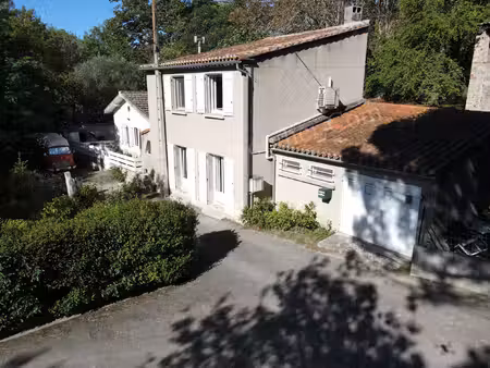 ensemble de 2 maisons avec jardin et garage