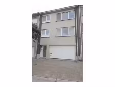 appartement à louer avec 2 chambres   woluwe-saint-etienne (vbe79874)