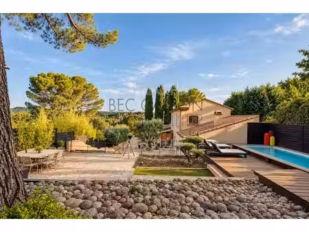 vente maison 6 pièces 200 m² à aix-en-provence (13090)  1 400 000 €