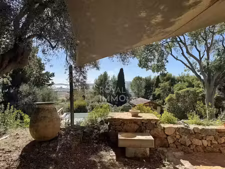 vente maison 8 pièces 235 m² à toulon (83000)  1 850 000 €