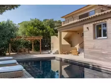 vente villa 8 pièces 190 m² à sainte lucie de porto vecchio (20144)  1 950 000 €