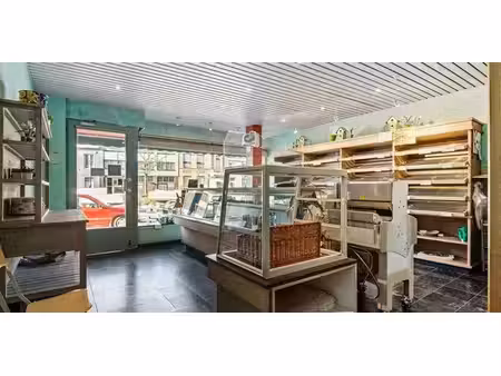 bien commercial à vendre à koningshooikt pour € 415.000 avec 3 chambres à coucher