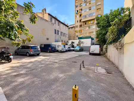 parking 13 places - 13003 marseille