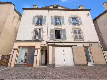 à vendre - immeuble 198.00 m² situé à riom (63200)