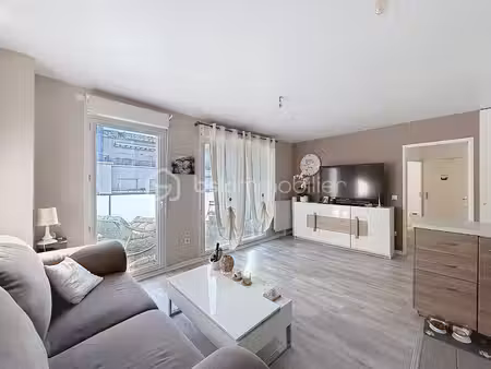 appartement de 56 80 m² à limeil-brevannes