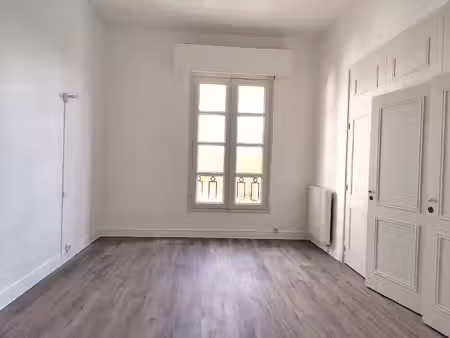 toulouse  fer à cheval  studio rénové avec parking et cave