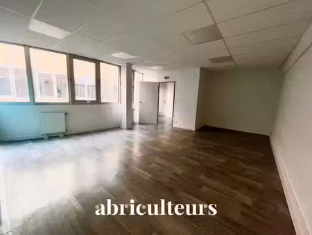 bureaux de 45m² pouvant convenir pour un cabinet médical en location à chartres (28000)