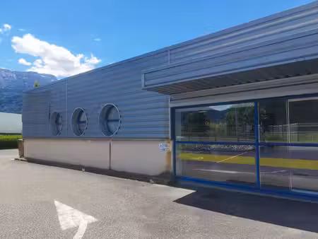 location bureaux thyez 74300 700m²